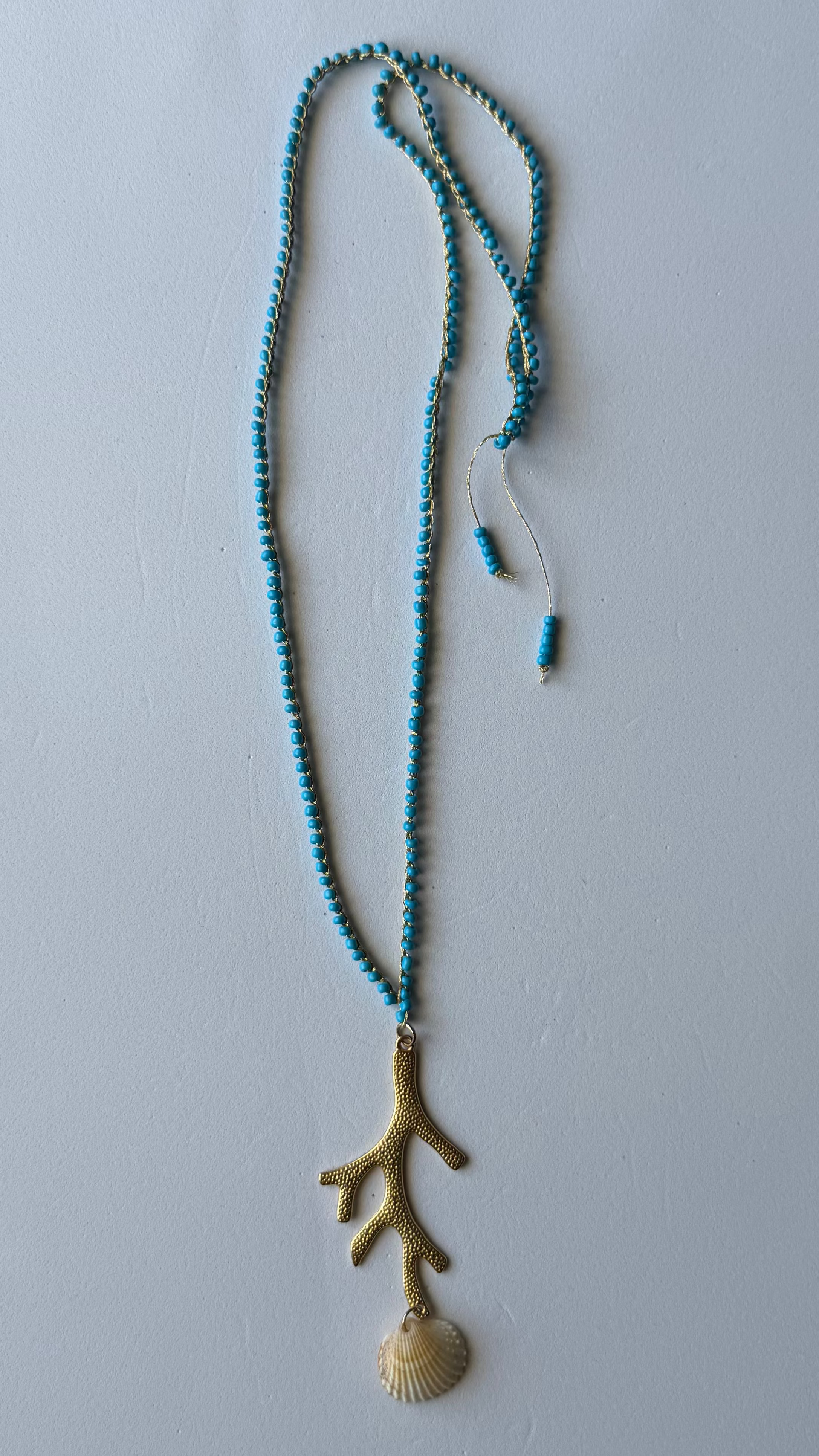 SALTY NECKLACE