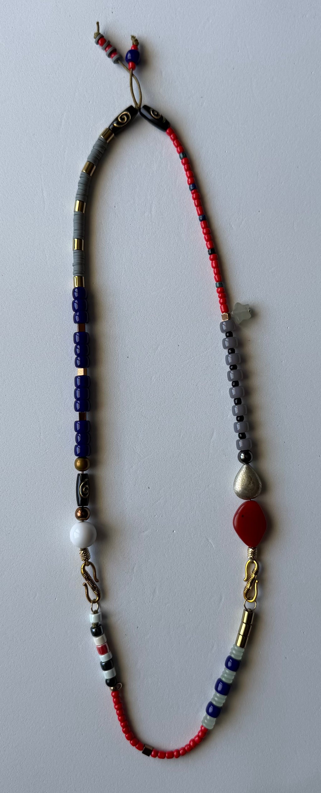 MIDNIGHT BERRY NECK