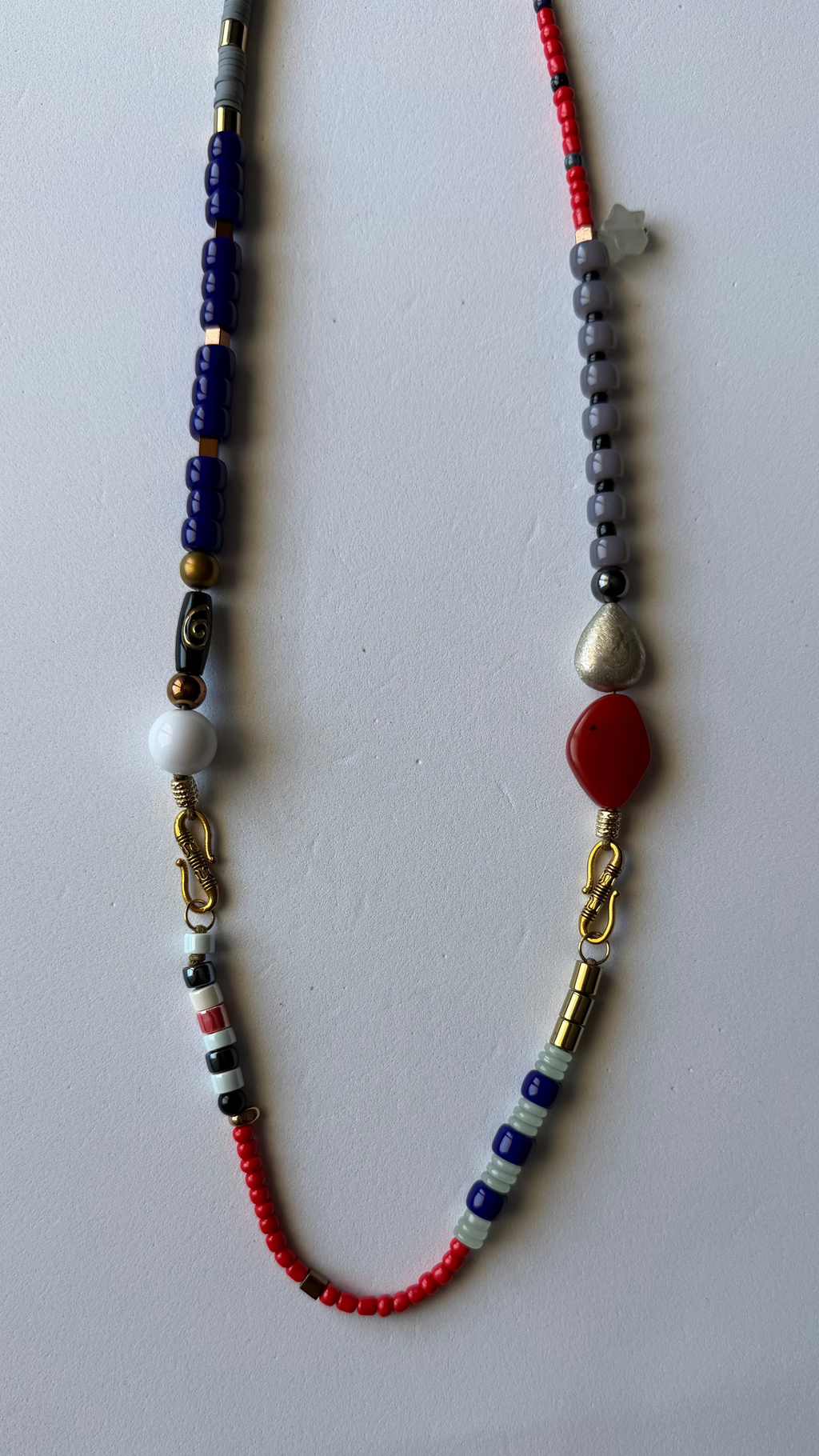 MIDNIGHT BERRY NECK