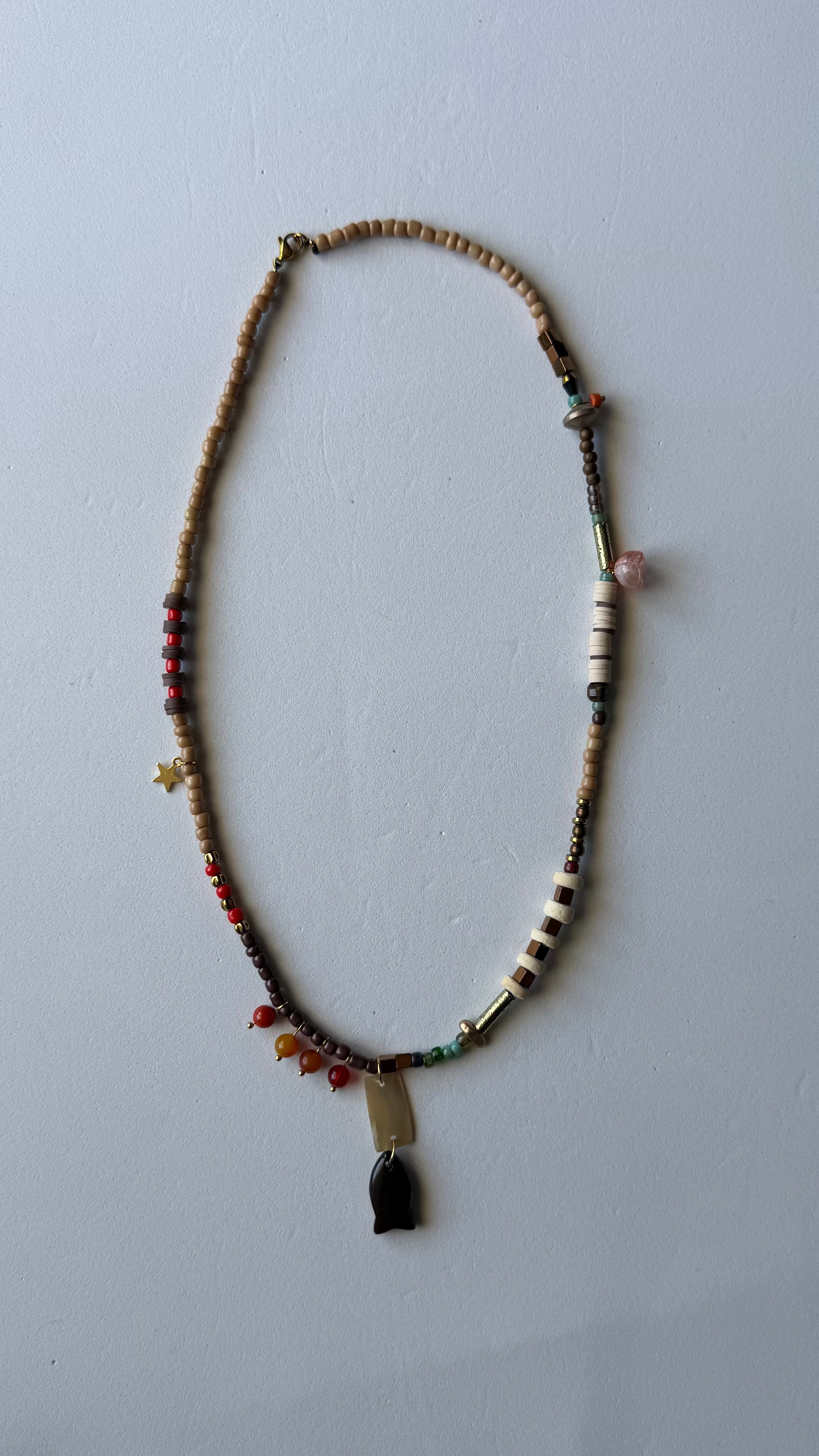 WILD CORAL NECK